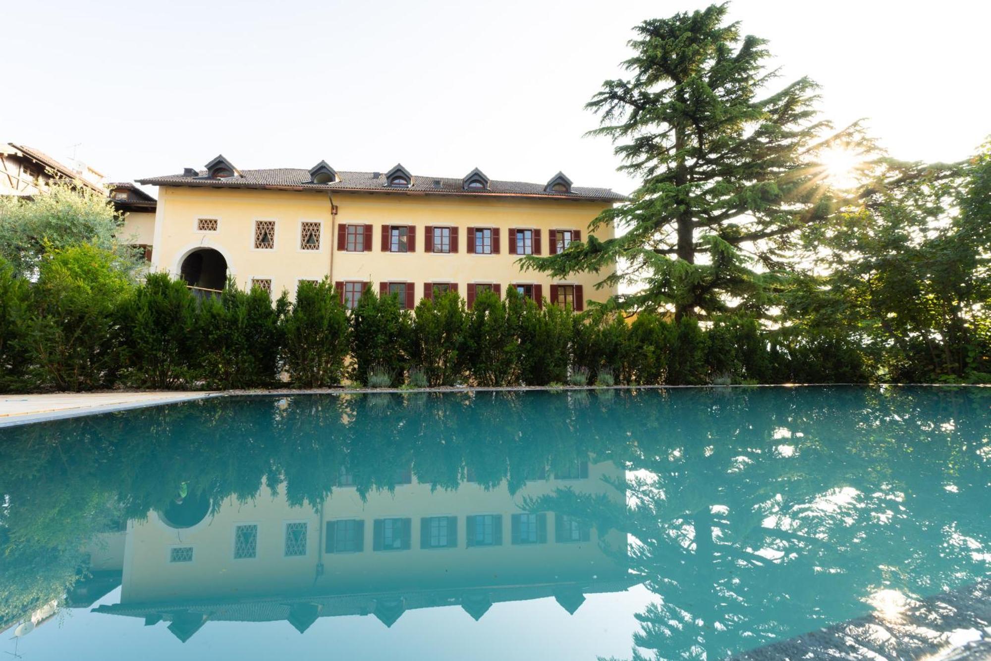 Castel Sallegg Suites Adults Only Caldaro sulla Strada del Vino Exterior foto