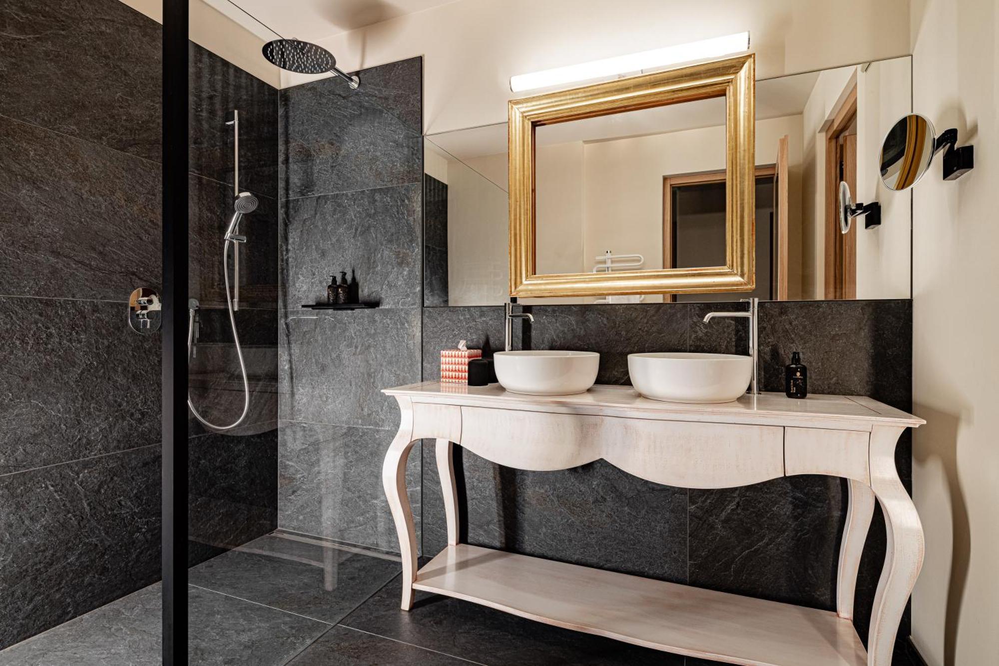Castel Sallegg Suites Adults Only Caldaro sulla Strada del Vino Exterior foto